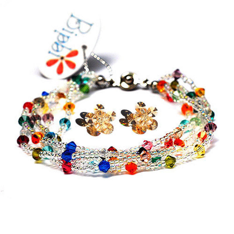 Bộ vòng tay cườm Nhật và bông tai pha lê Swarovski