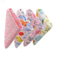 Combo 2 Khăn yếm tam giác cotton 2 lớp cài bằng cúc bấm xuất khẩu Nhật, không kích ứng da, giữ ấm cho trẻ, giữ vệ sinh khi ăn cho bé đa dạng về kích thước