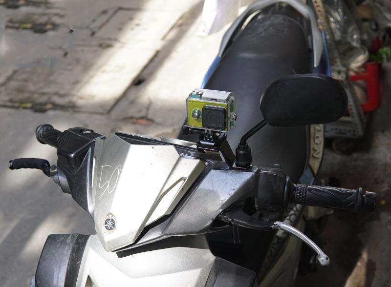 Miếng thép CNC gắn GoPro, Sjcam vào chân gương xe máy