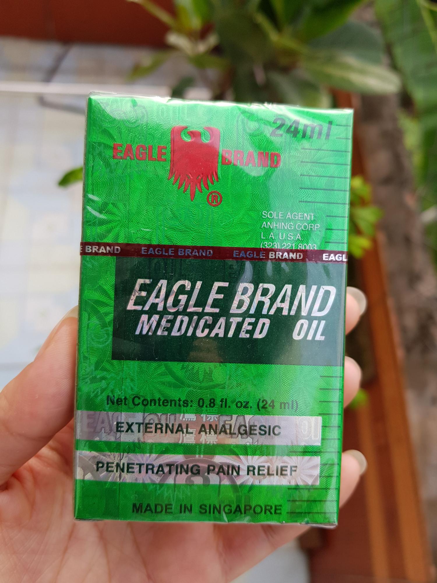 Combo 2 chai Dầu Gió Xanh 2 Nắp Mỹ (Eagle Brand Medicated Oil)
