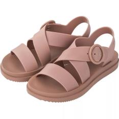 Sandal hè đi biển không thấm nước