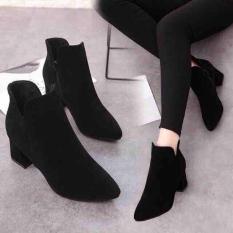Bốt xẻ chữ V