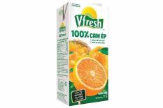 Nước cam ép Vinamilk Vfresh hộp 1L, 100%, không đường.