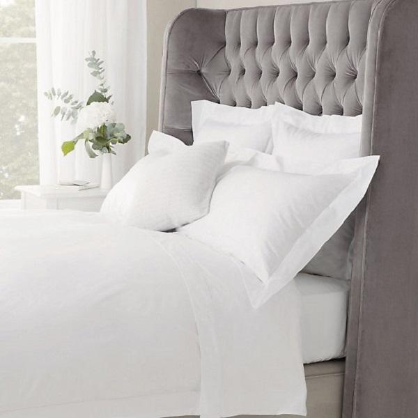 Bộ Drap giường Cotton trắng (kích thước 1m6*2m*20cm) + 2 vỏ gối nằm + 1 vỏ gối ôm