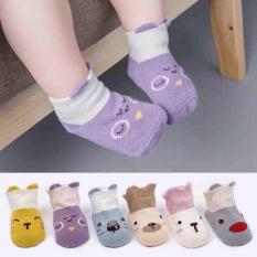 Combo 6 đôi tất cho bé gái có hạt chống trơn
