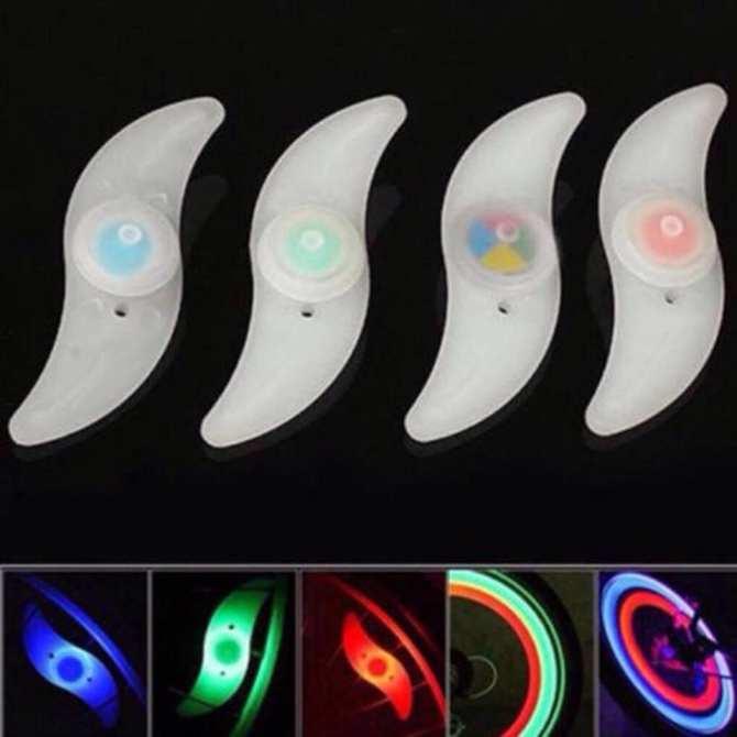 Đèn led gắn bánh xe đạp HìNH CÁNH QUẠT 3 chế độ sáng chống nước - Mẫu Mới 2019