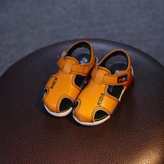 Sandal bé trai quay dán RS073 (Vàng) Size 22-26