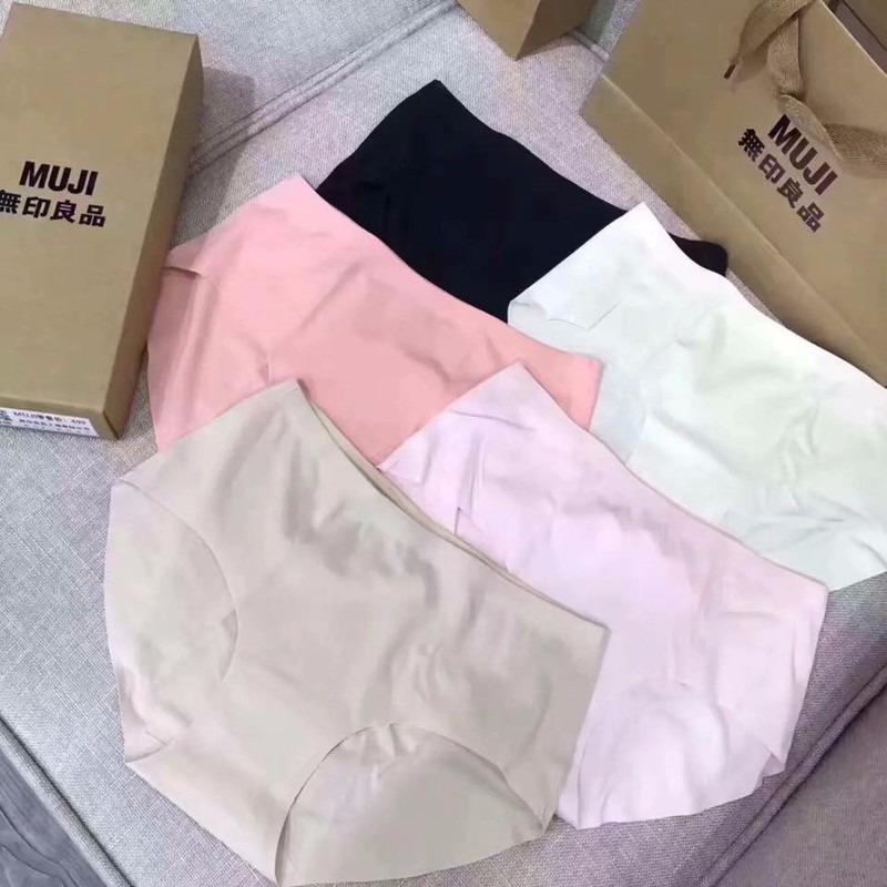 Hộp 5 quần lót đúc nữ không đường may Muji - Nhật(kèm túi xách)