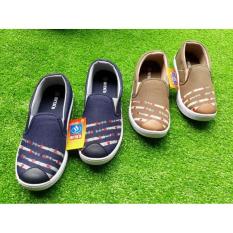 Giày Slip On Bé Trai Bitas