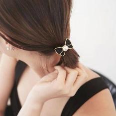 Cột tóc nơ đính đá
