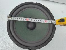 một củ loa bass 2,5 tấc từ đơn 120