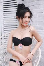 Áo Ngực Không Dây Vai Ôm Sát Cơ Thể – Kèm Dây Trong và Dây Su