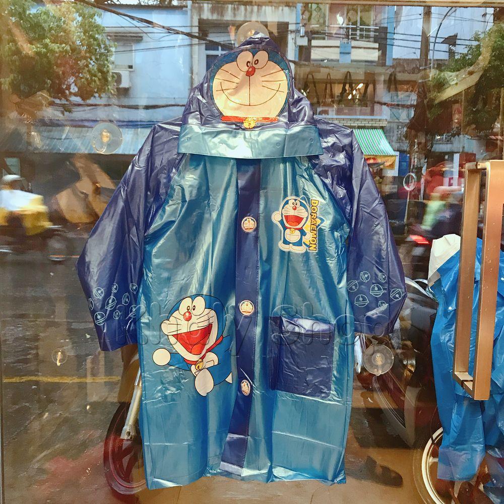 Áo mưa bóng hình Doremon màu xanh dành cho trẻ em , học sinh và các bé có nhiều size...