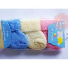 Set 3 đôi vớ/ tất xù sơ sinh (0-6tháng) trai