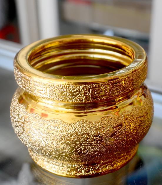 Lư hương thờ cúng kim sa vàng cao 8cm ngang 11cm