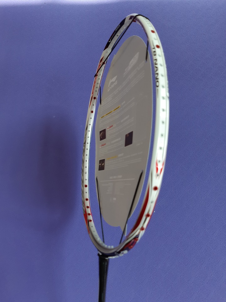 Vợt cầu lông Lining N90 Khung Carbon (Tặng 1 lần căng dây và quấn cán vợt)