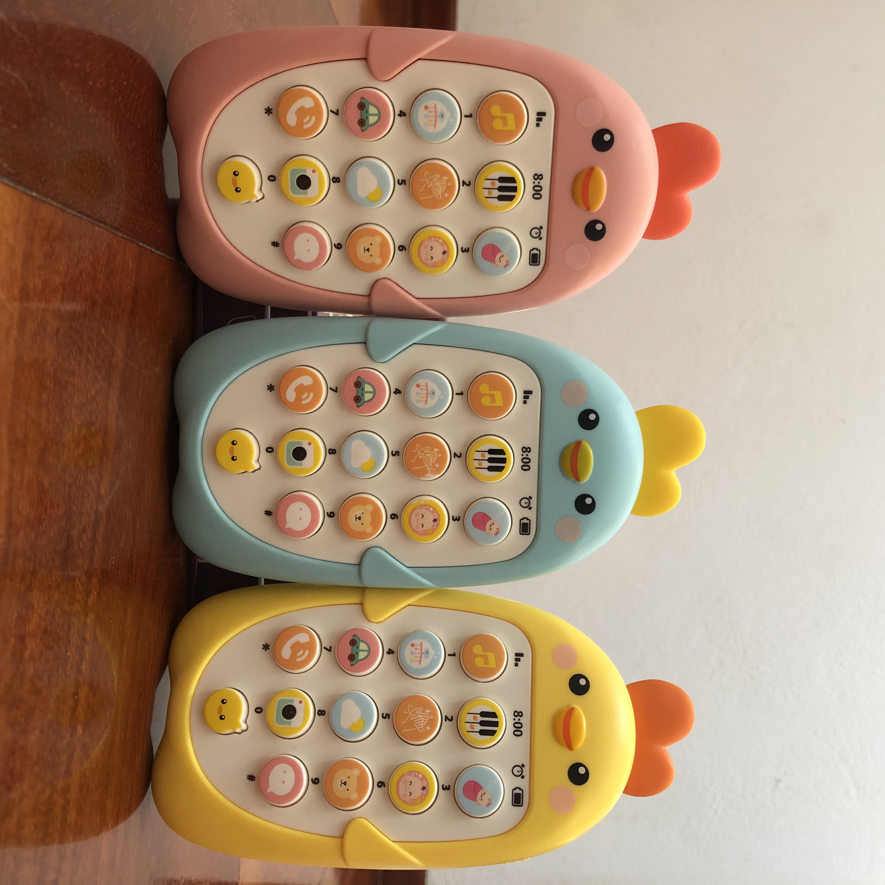 Điện thoại đồ chơi cho bé có nhạc và đèn thỏ cà rốt và gà giúp giải trí xả stress...