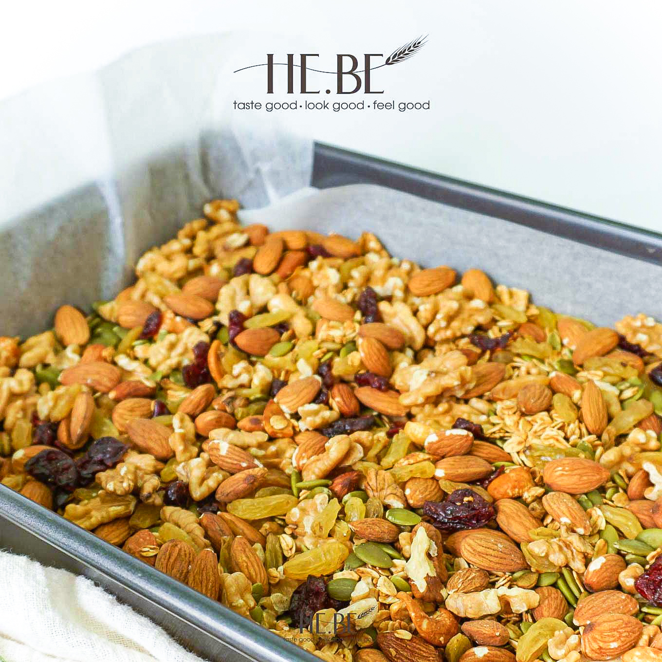 500gr Granola Nhiều Hạt Ăn Kiêng by HeBe Healthy - Ngũ Cốc Ăn Kiêng Lành Mạnh