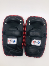 FAIRTEX BLACK KICK PADS – KPLC
