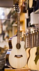 Đàn guitar acoustic phím chuẩn DVE80 (có ti chống cong cần)