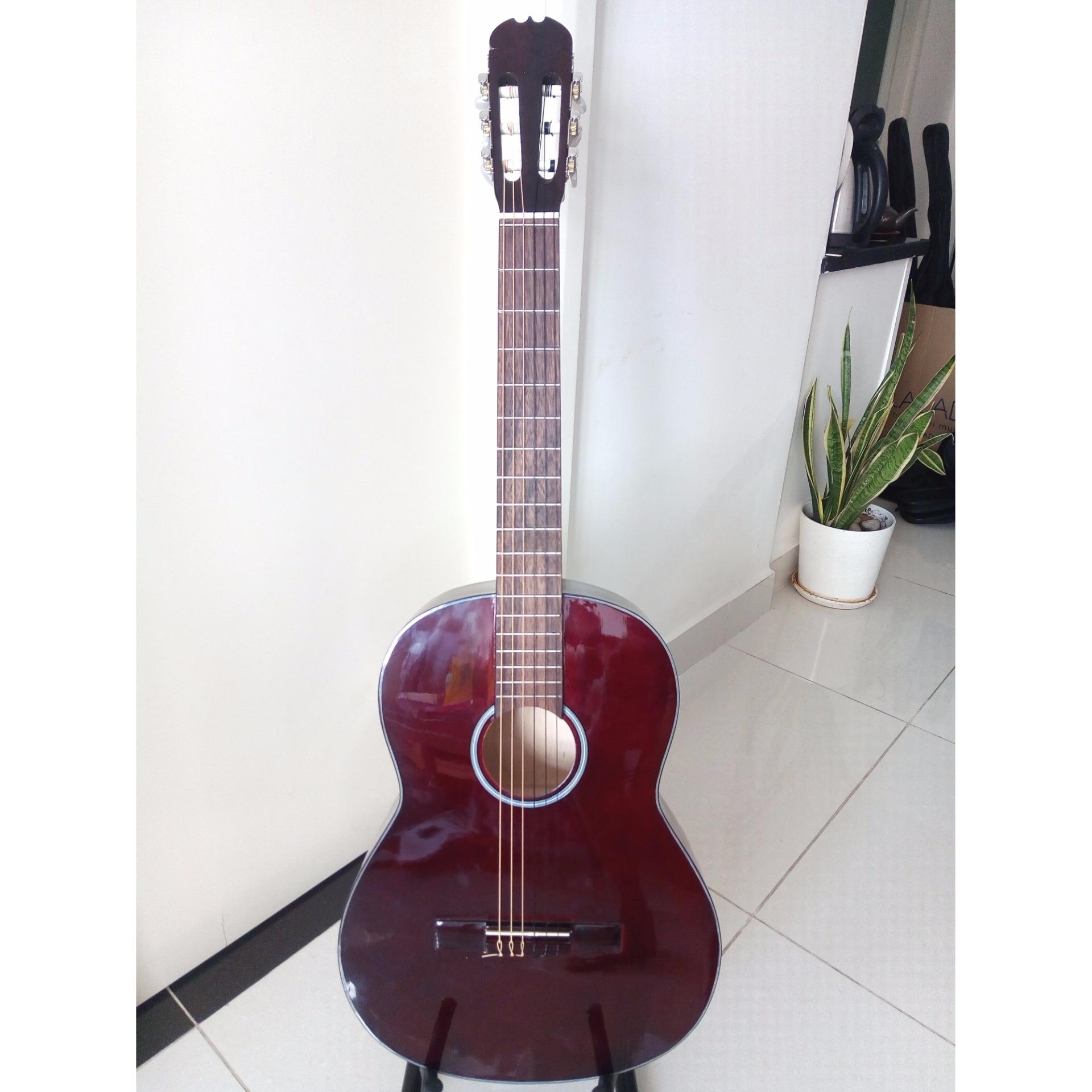 Đàn guitar Classic Việt Nam DVE70C (Màu nâu đen) + Tặng bao da, phụ kiện