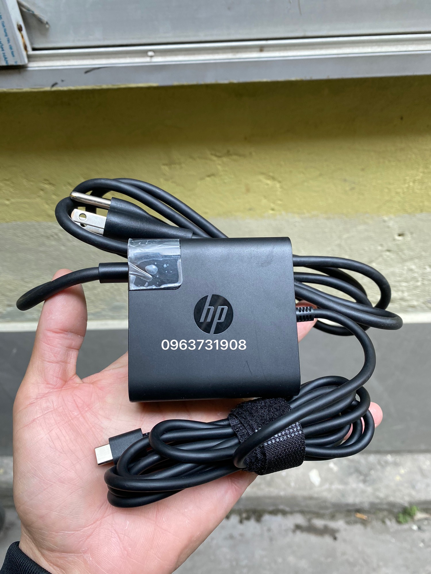 Sạc laptop HP spectre 13 Elite x2 1012 65w chân type c zin chính hãng