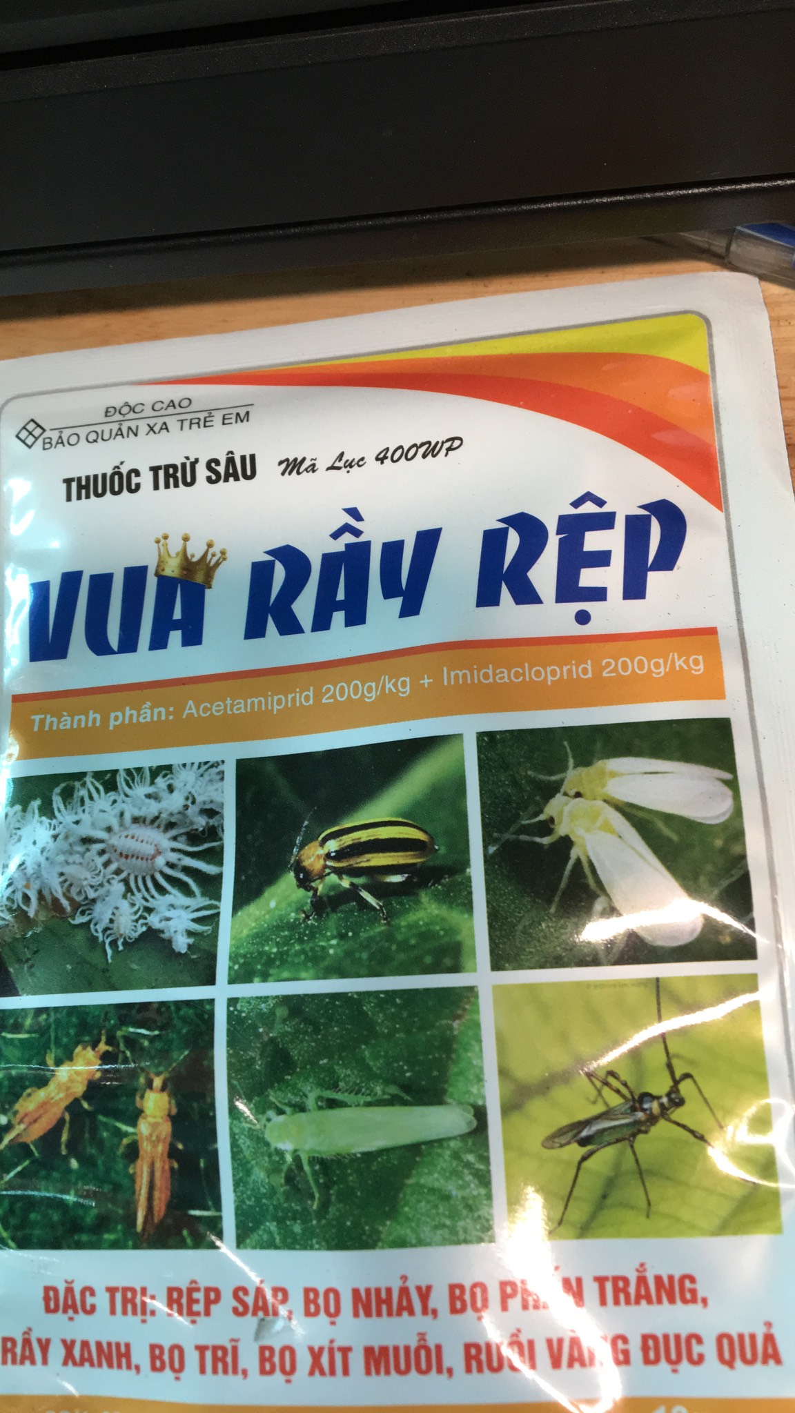 Sản phẩm Vua Rầy Rệp gói 18gr pha 25 lít nước