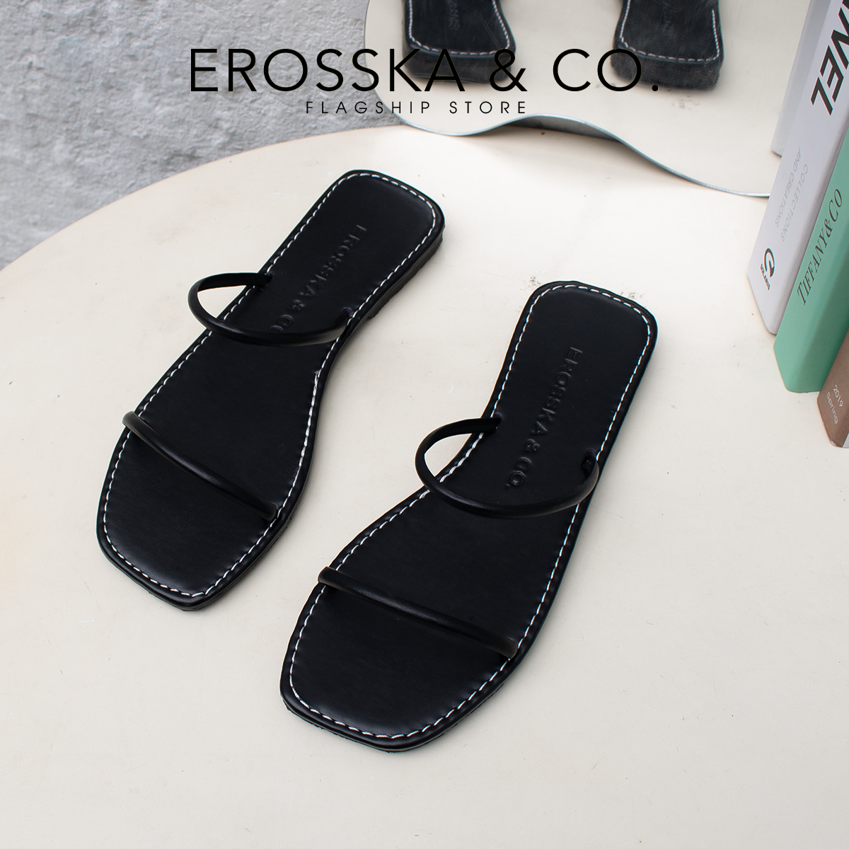 Dép đi biển thời trang Erosska 2021 quai dây mảnh màu đen - DE041