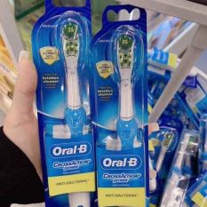 BÓP ĐÁNH RĂNG ĐIỆN ORAL B