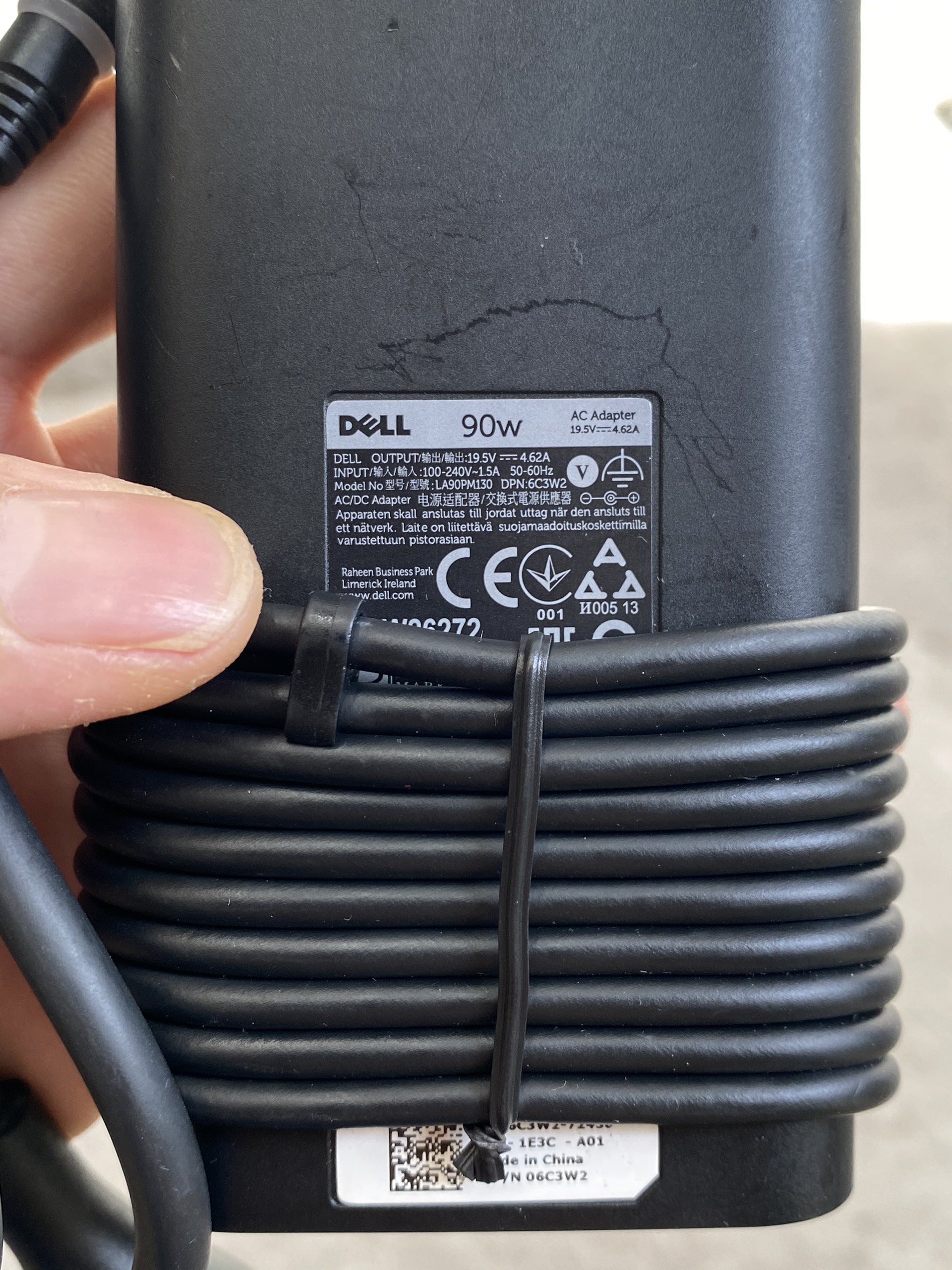 Sạc laptop Dell oval 90W hàng nguyên bản theo máy