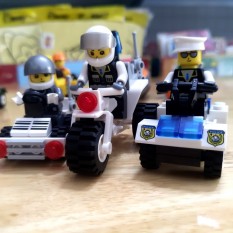 Lắp ráp Lego, Lego nhí cho trẻ em (có người )