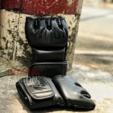 Găng tay MMA Venum đánh bao cát