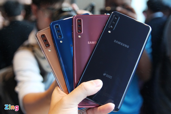 điện thoại Samsung Galaxy A7 2018 - Samsung A750 2sim ram 4G/64G Chính Hãng, Màn hình: Super AMOLED, 6.0