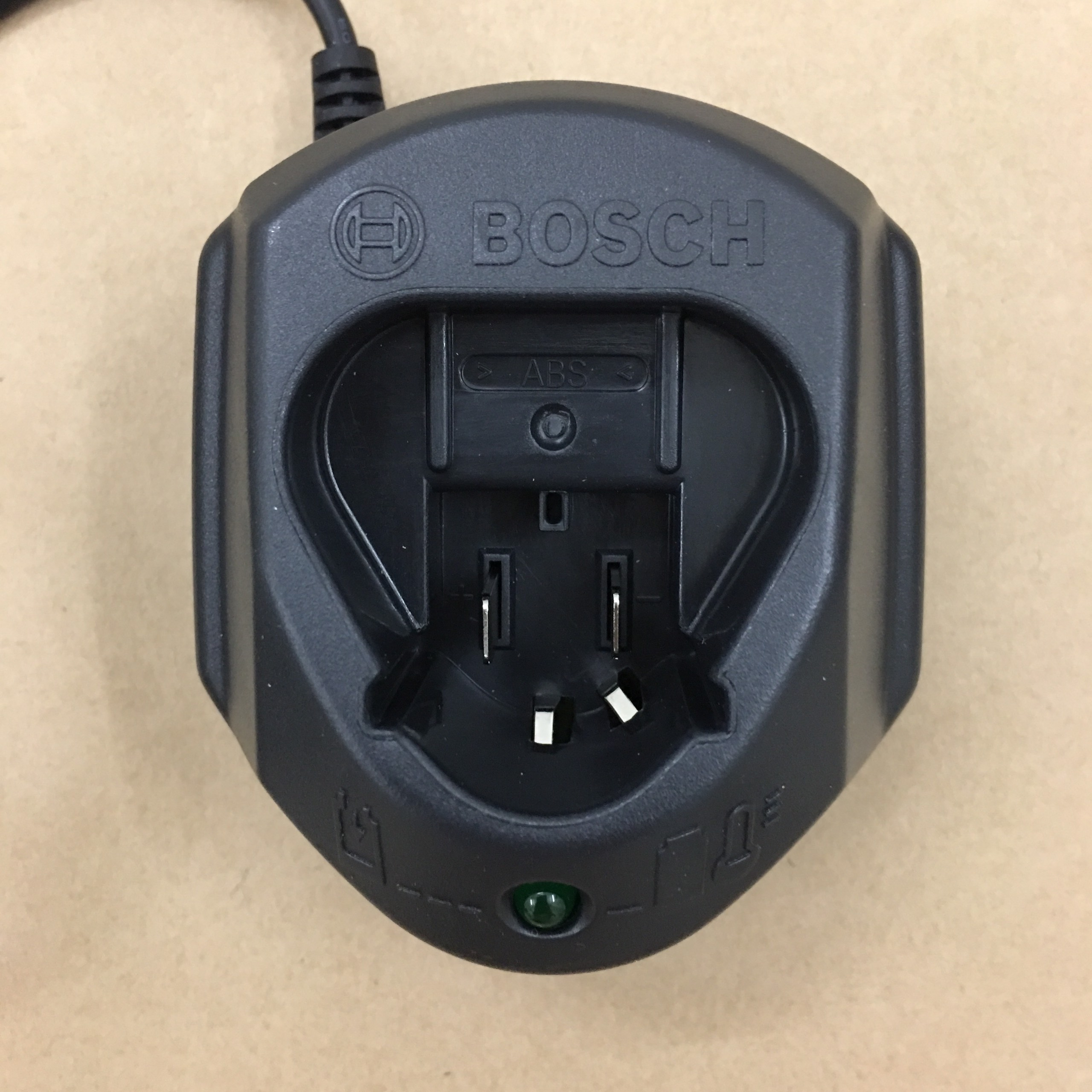 Máy khoan vặn vít dùng pin Bosch GDR 120-LI Pin 12V-2.0Ah