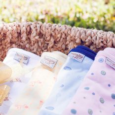 LULLABY – Chăn ủ cotton 2 lớp NH09-12 – Trắng in 72×72