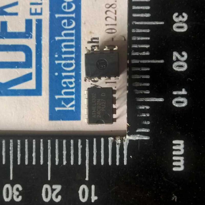 Mua AT24C02 DIP8 (4 con)