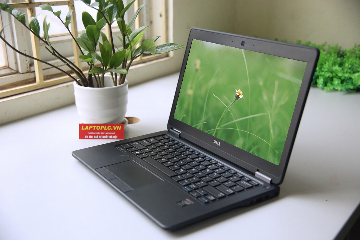 Laptop Gaming Giá Rẻ Chính Hãng Dell Latitude 7250, i5-5300U, Card On VGA Intel HD 5500, Màn 12.5 HD, LaptopLC298