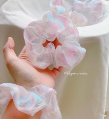 Cột (buộc) tóc vải scrunchies hologram trắng xinh xắn Thời Trang B&T
