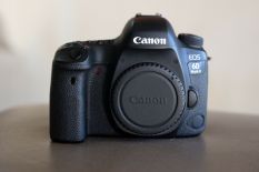 Máy ảnh Canon 6D Mark II – Cảm biến FullFrame – 26.2 Megapixel – Wifi – Mới 99%