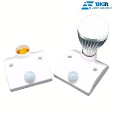 Đui Đèn Cảm Ứng Hơi Người Tự Động Phát Sáng Khi Em Bé Chơi US04731