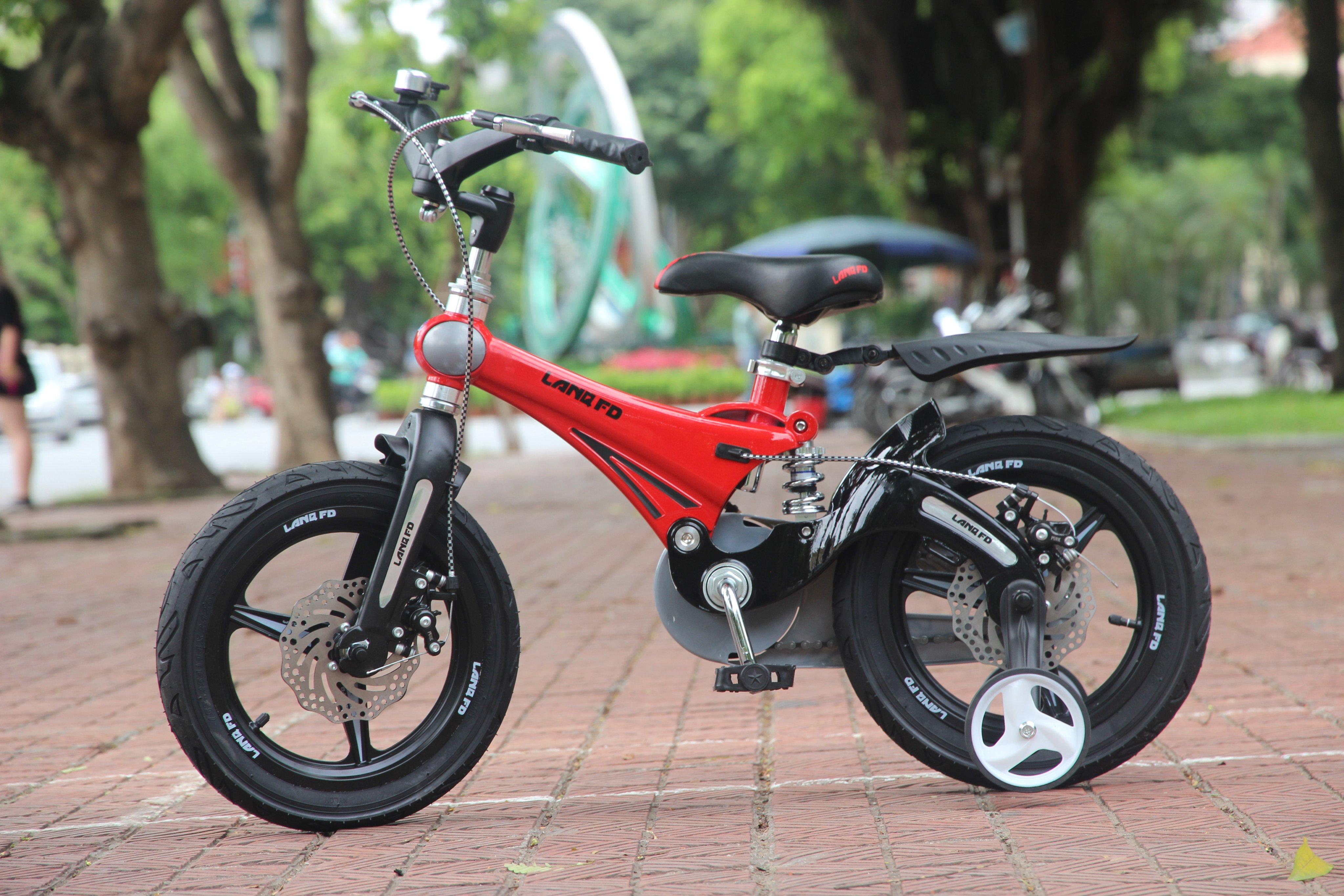 Xe Đạp Trẻ Em LanQ FD Có Giảm Xóc Đủ Màu Sắc 12 inchs ( 2 - 5 tuổi )