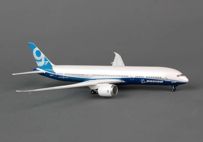 HCMMô hình máy bay Bamboo Airways Boeing B787  9 Dreamliner  Tỷ lệ 1200   dài 315 mm  Lazadavn