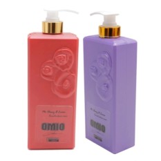 Combo 2 chai sữa tắm OMIO chống nắng dưỡng da tinh chất Hoa hồng và Lavender 800ml (Đỏ + Tím)