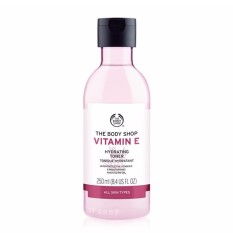Nước cân bằng da THE BODY SHOP Vitamin E Hydrating Toner 250ml