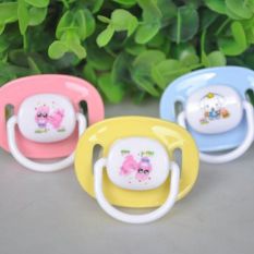 Ty giả ngậm có nắp đậy vệ sinh bảo vệ ty cho bé