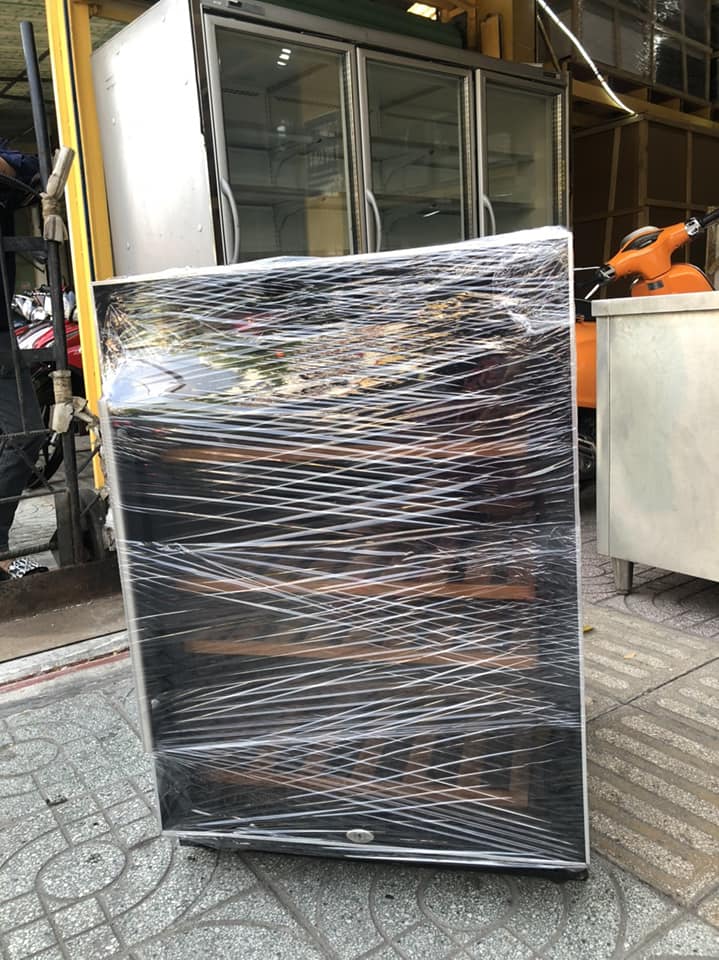 tủ trưng bày rượu vang hiệu zukun model zk 54 mới 95%
