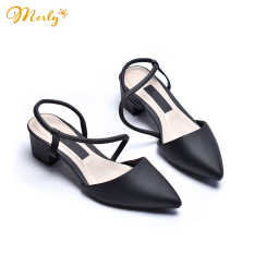 Giày sandal gót thấp họa tiết Merly 1047