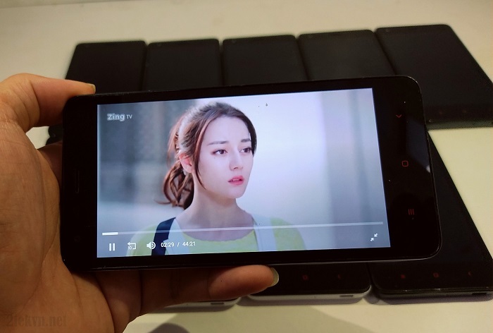 Điện thoại cảm ứng 2 sim giá rẻ Xiaomi 2A
