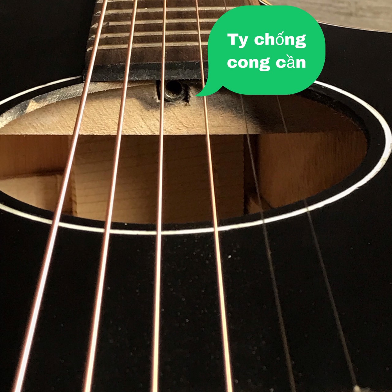 Đàn guitar acoustic tập chơi - Kết nối EQ ra loa - Mặt gỗ thông có ty chống cong cần...