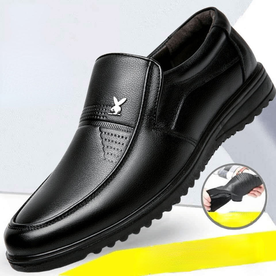 ViVi shoes Store 【Free Shipping Miễn phí vận chuyển】 2022 phiên bản mới của Hàn Quốc của xu hướng giày công sở đế mềm chống trượt cho người trung niên và người cao tuổi Giày nam bình thường